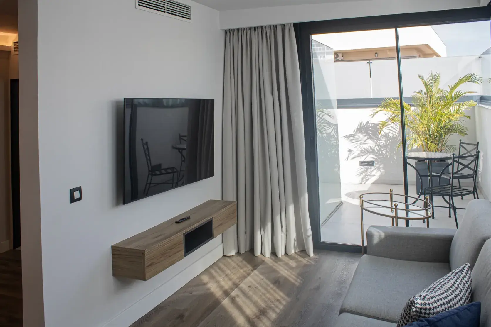 Suite 3